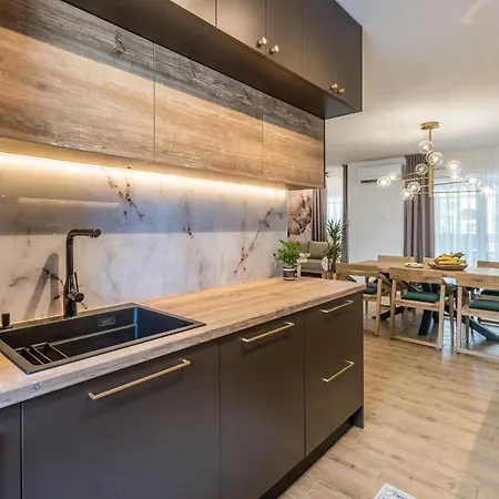Lägenhet Luxmar Residences Podstrana