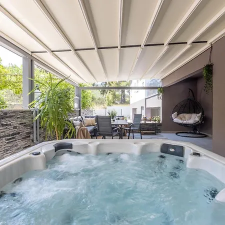 Luxmar Residences Lägenhet *