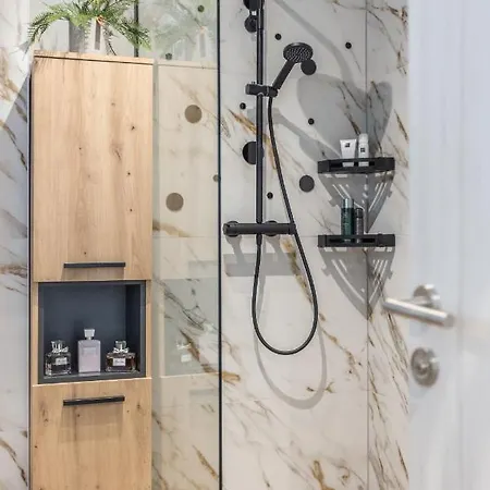 Luxmar Residences Podstrana