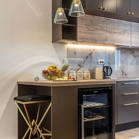 Luxmar Residences Podstrana