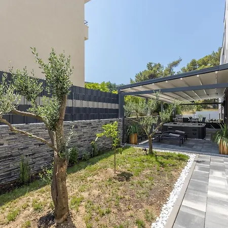 Luxmar Residences Lägenhet *