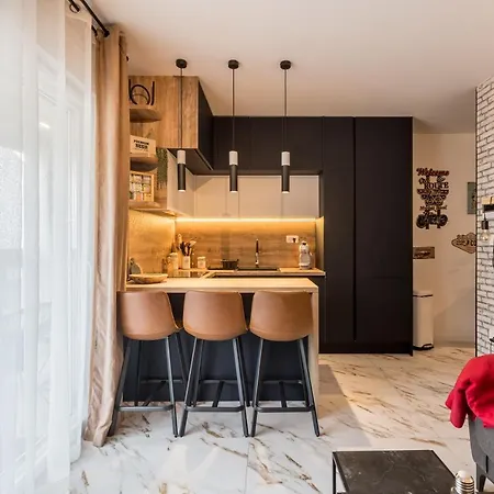 Luxmar Residences