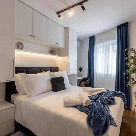 Luxmar Residences * Podstrana