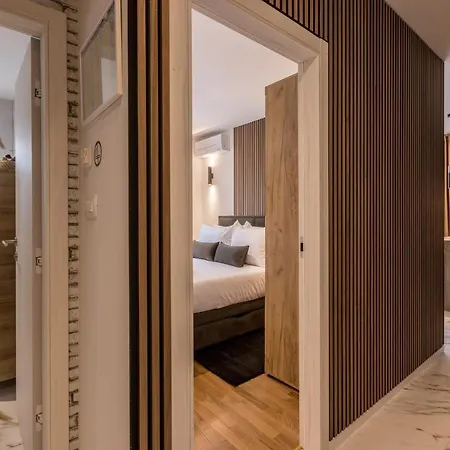 Luxmar Residences *