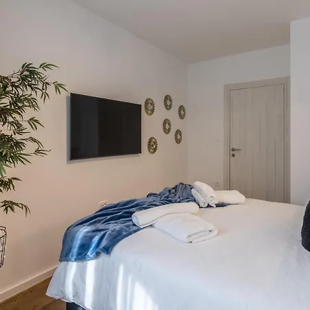 Lägenhet Luxmar Residences Podstrana
