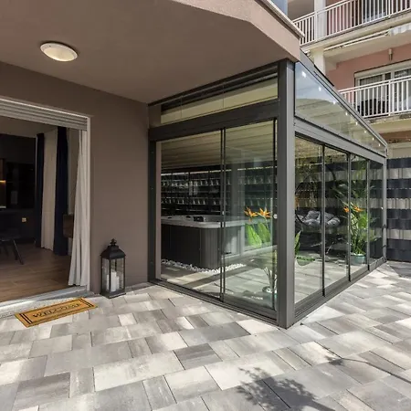 Appartamento Luxmar Residences *